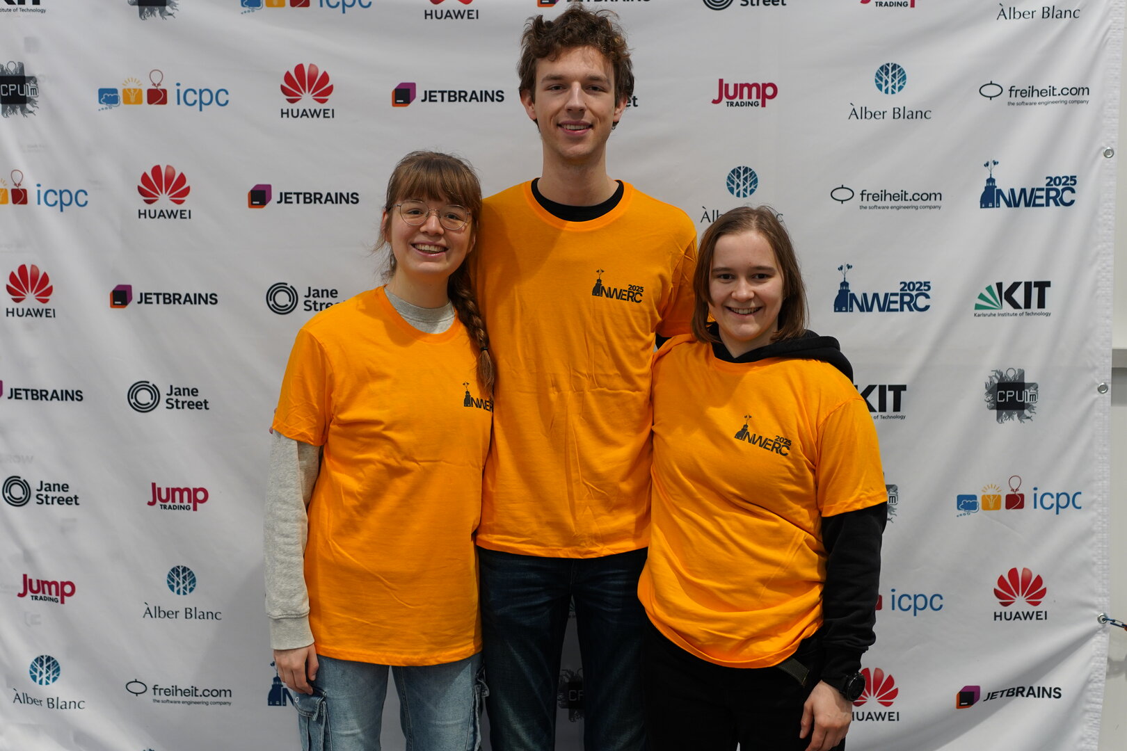 Picture of team πO(n)eers